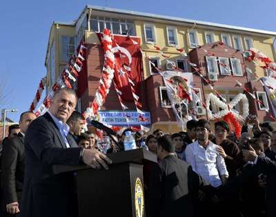Fatih Terim Adana'da uyuşturucuya karşı yürüdü (3)