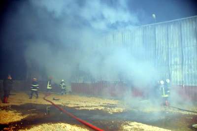 Gaziantep'te ahşap palet atölyesinde yangın