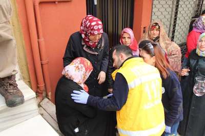 Yangını izlerken fenalaştı