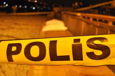 BOĞAZİÇİ KÖPRÜSÜ'NDEN ÖLÜME ATLADI