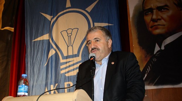 Ulaştırma Bakanı: Osmangazi Köprüsü'nden geçseniz de geçmeseniz de para ödeyeceksiniz