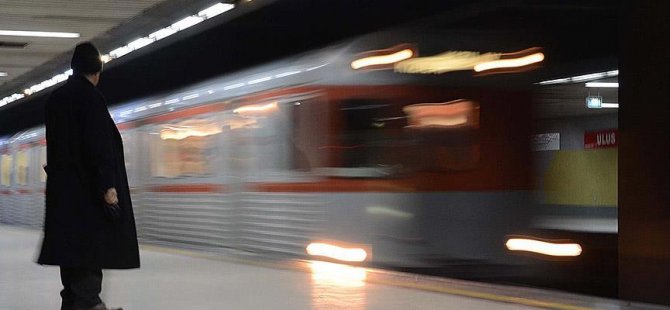 Almanya'da tren biletlerine zam