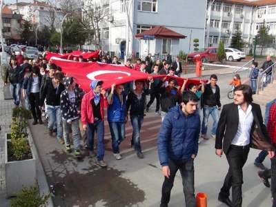 Bartın'da Özgecan ve Fırat eylemi