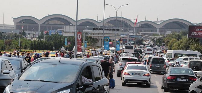 Sabiha Gökçen'de havaya ateş açtılar
