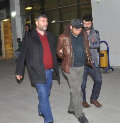 Otomobil hırsızları Ankara'da suçüstü yakalandı