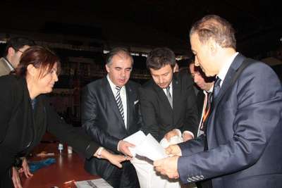 AK Parti, İzmir'de teşkilata aday adaylarını sordu (2)