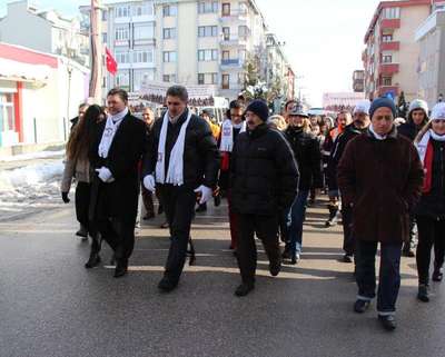 BOLU'DA, SARIKAMIŞ ŞEHİTLERİ İÇİN YÜRÜDÜLER