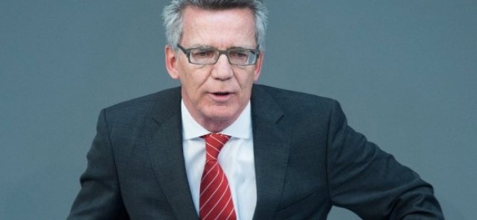 Alman İçişleri Bakan soruşturma komisyonuna çağrıldı