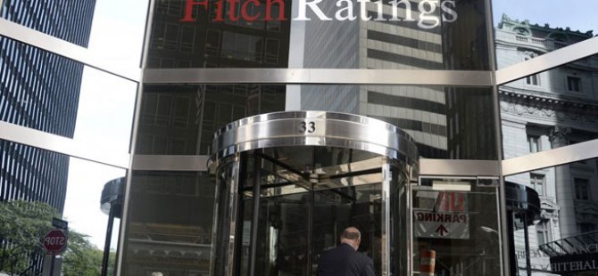 Fitch Türkiye'nin notunu düşürdü