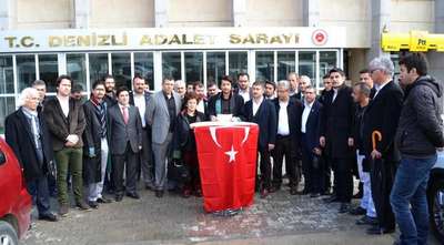 Denizli'den, Fırat Çakıroğlu'nun ölümü için suç duyurusu