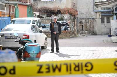 '46 RECEP', POMPALI TÜFEKLE CADDEDE DEHŞET SAÇTI