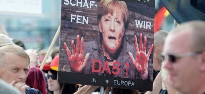 Merkel'in partisi Afd'nin gerisine düştü