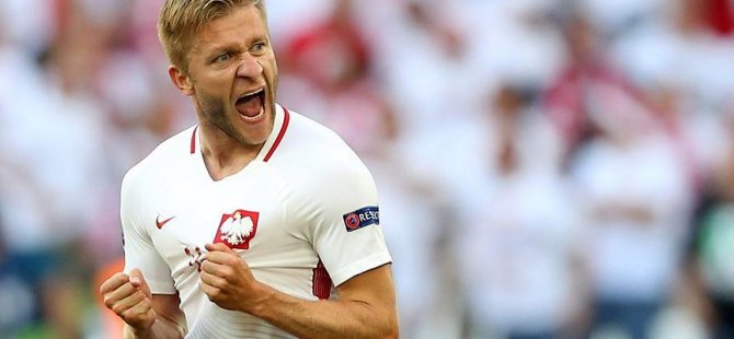 Wolfsburg Blaszczykowski'yi renklerine bağladı