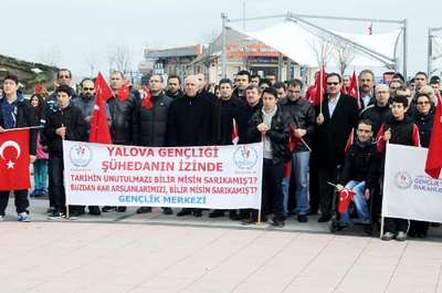YALOVA’DA SARIKAMIŞ ŞEHİTLERİ UNUTULMADI