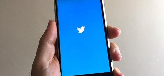 'Fuat Avni'nin Twitter'da takip ettiği öğrenciye gözaltı