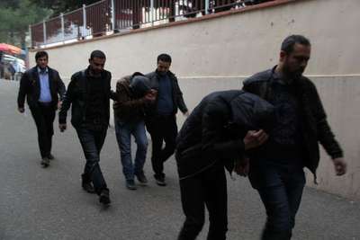 Adıyaman'da 6 kilo esrara, 3 tutuklama