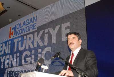 AK PARTİLİ AKTAY CEMAATE YÜKLENDİ: KENDİLERİNE HİZMET ETMEYENLERİ DÜŞMAN BELLEMİŞLER