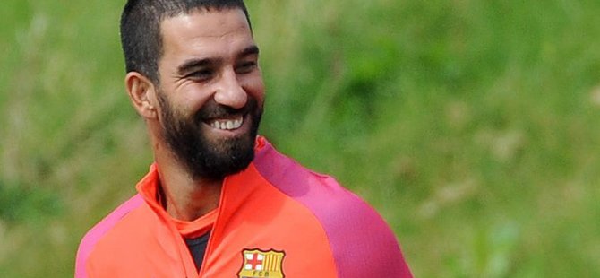 Arda Turan küçük hayranlarını üzdü