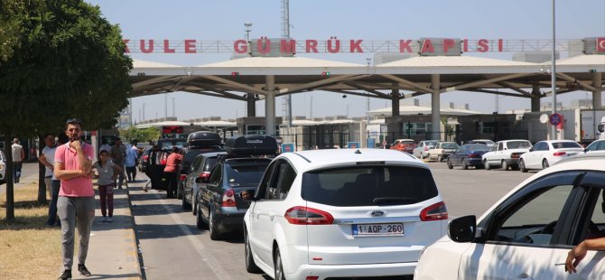 Gurbetçilerin dönüş çilesi başladı: 3 km kuyruk