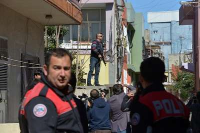 Kira kavgası yüzünden annesini rehin aldı