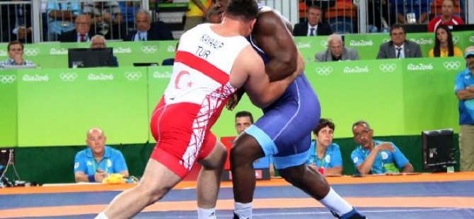 Olimpiyatlarda mayo tartışması