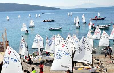 Optimistlerin mücadelesi başladı