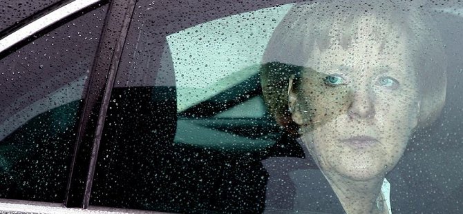 Merkel ve Putin'den sürpriz görüşme