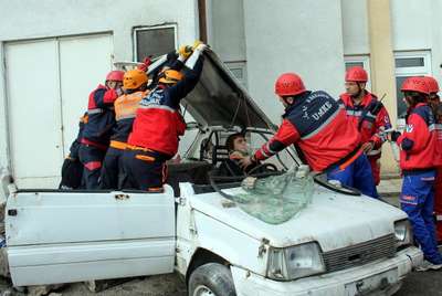 Ereğli’de deprem ve yangın tatbikatı gerçeğini aratmadı