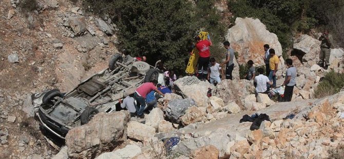 Hatay'da minibüs kazası: 8 ölü