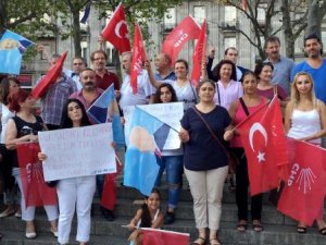 Köln'de CHP'liler Kılıçdaroğlu'na saldırıyı kınadı