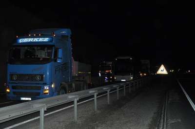 Bursa-Ankara yolu heyelan nedeniyle 2 saat ulaşıma kapandı