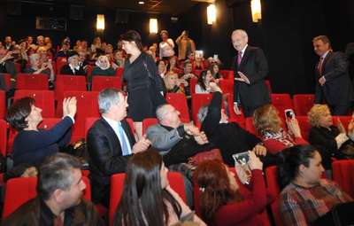 Kılıçdaroğlu, 'Manda Yuvası' adlı sinema filmini izledi