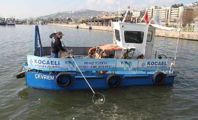 İzmit Körfezi'nden 146 ton atık süpürüldü