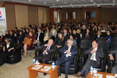 Gaziantep'te 'Çocuk İstismarının Farkında mıyız?' sempozyumu