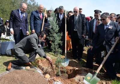 Mersin'de Özgecan için hatıra ormanı oluşturuldu