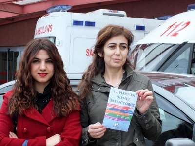 RTEÜ Hastanesi'nde, sendikanın broşür dağıtması, 'İktidarı kötülüyorsunuz' diye engellendi