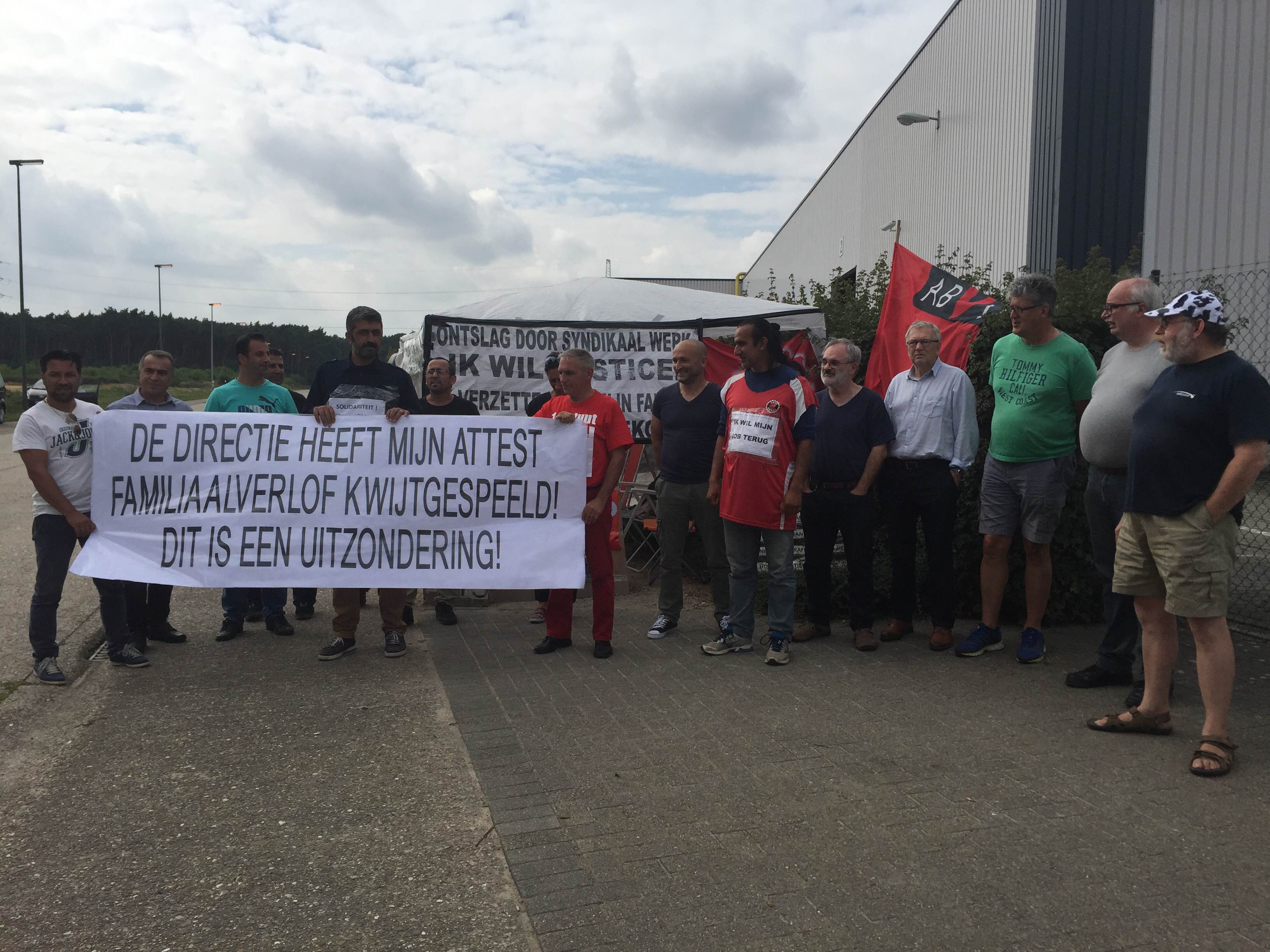 Belçika'da direnen işçi Ali Çetin'e polis müdahalesi