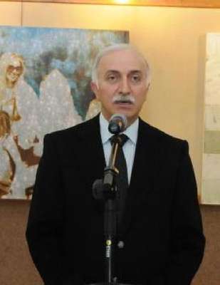 Samsun Valisi Şahin : Toplumu şekillendiren kadındır