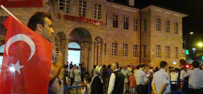 Elektrikler kesildi darbe oluyor sandılar