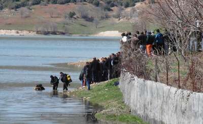 Balık oltası almak için baraj gölüne giren lise öğrencisi boğuldu