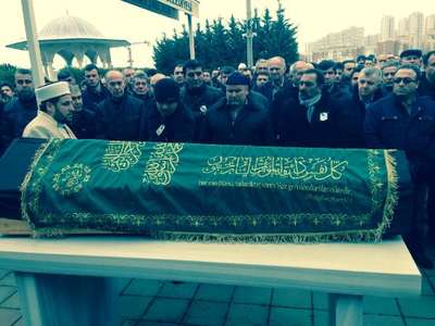 Finlandiya'da öldürülen Türk çift, İstanbul'da son yolculuğuna uğurlandı