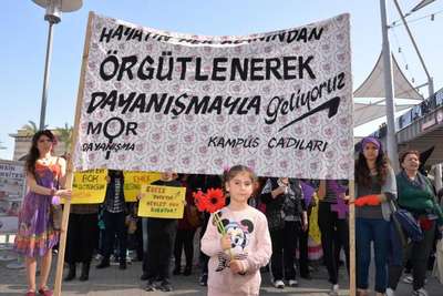 Mersin'de kadınlar yürüdü