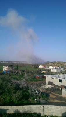 Suriye'nin Atme Kasabası bombalandı