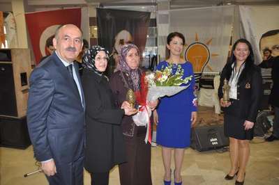 Müezzinoğlu: Anneliği itersen, yanlış yapmış olursun