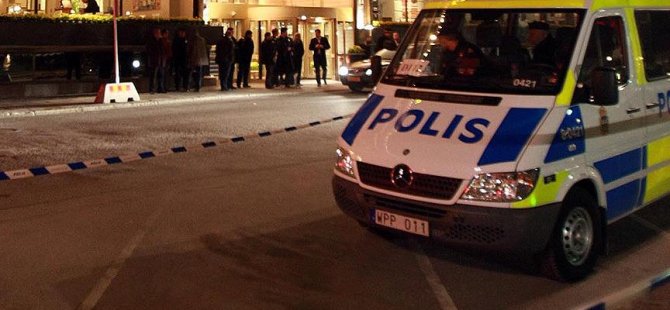 İsveç'ten PKK flaması asan derneğe tepki