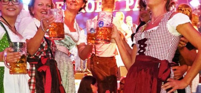 Almanya’da Oktoberfest rüzgarı