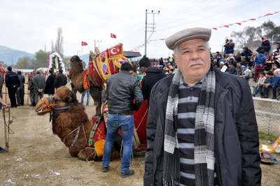 Deve güreşlerine artan ilgi mutlu etti