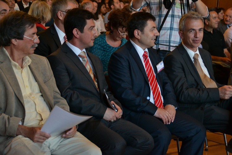 KUBİ Türklerin başarısı