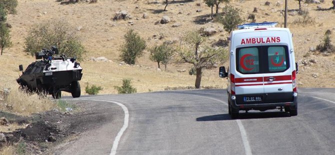 Hakkari'de acı bilanço: 10'u asker 18 kişi hayatını kaybetti