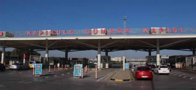 Bulgar gümrüğü Türkiye’ye giriş-çıkışları kapattı